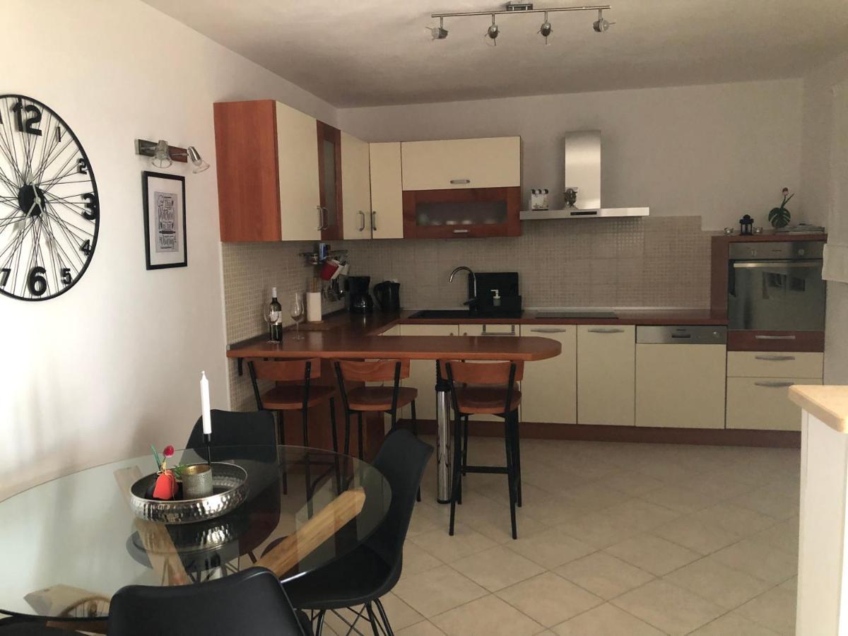 Holiday Home - Apartment Carmen Sevid Zewnętrze zdjęcie