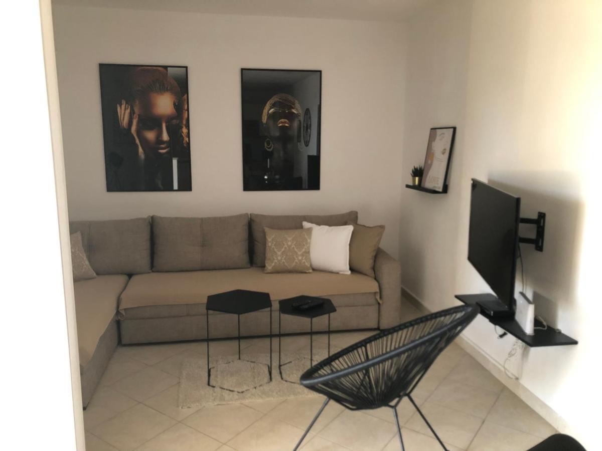 Holiday Home - Apartment Carmen Sevid Zewnętrze zdjęcie