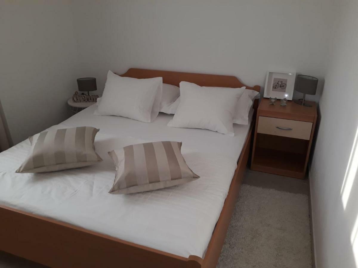 Holiday Home - Apartment Carmen Sevid Zewnętrze zdjęcie