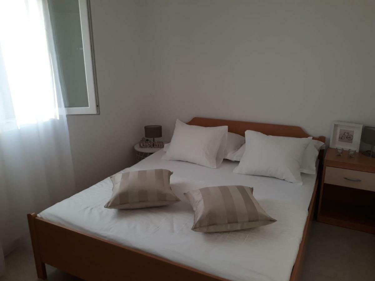 Holiday Home - Apartment Carmen Sevid Zewnętrze zdjęcie